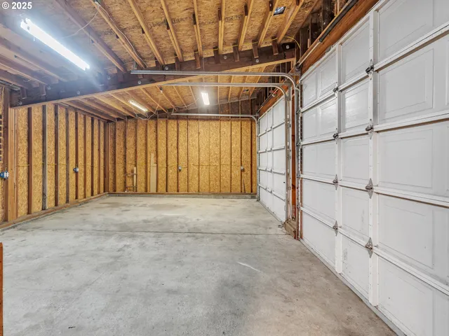 $424,000 | 184 Greenwood Drive, Jefferson, OR 97352