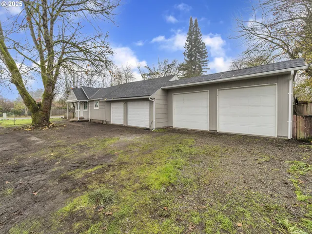 $424,000 | 184 Greenwood Drive, Jefferson, OR 97352