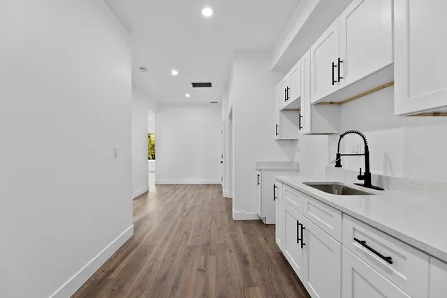 $699,000 | 1421 East 69th Place, Chicago, IL 60637