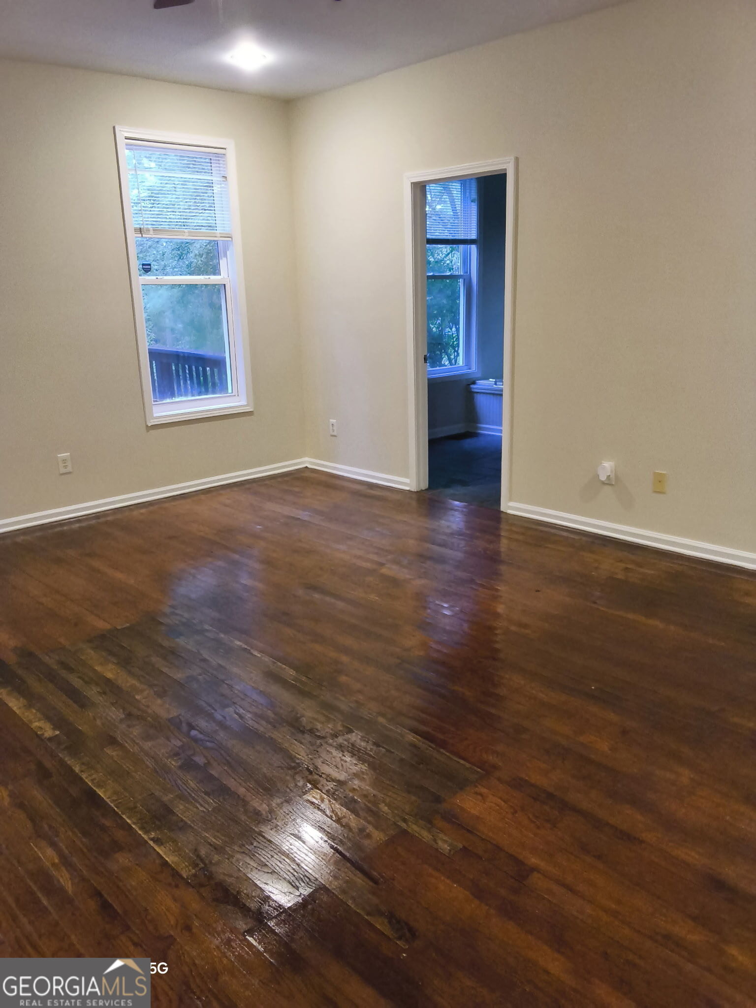 2001 Merle Circle Decatur, GA 30032 - Photo 5 of 11