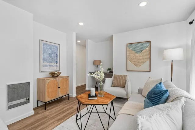 $599,000 | 380 Auburn Way, Unit 10, San Jose, CA 95129