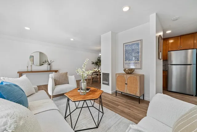 $599,000 | 380 Auburn Way, Unit 10, San Jose, CA 95129