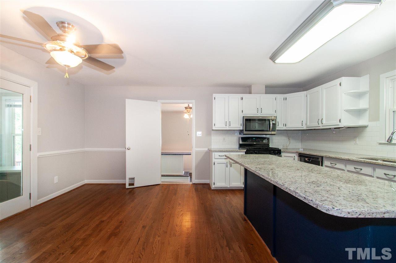 616 Purdue Street Raleigh, NC 27609 - Photo 10 of 30