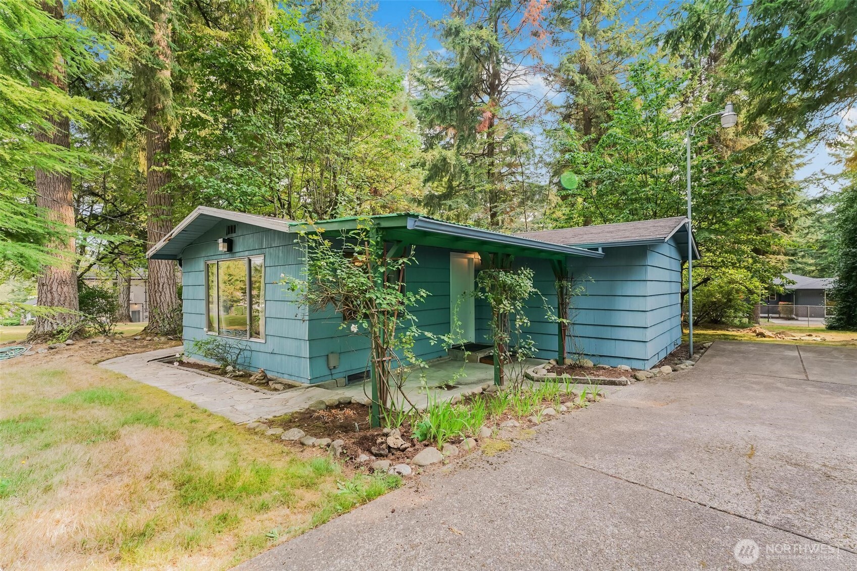18629 Southeast 215th Street Renton, WA 98058 - Photo 1 of 20 Gallery Image 1