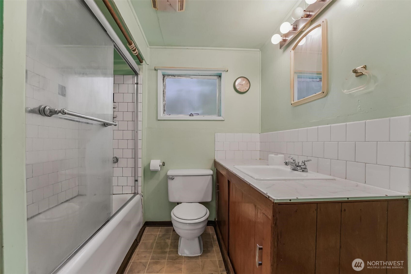 18629 Southeast 215th Street Renton, WA 98058 - Photo 11 of 20 Gallery Image 11