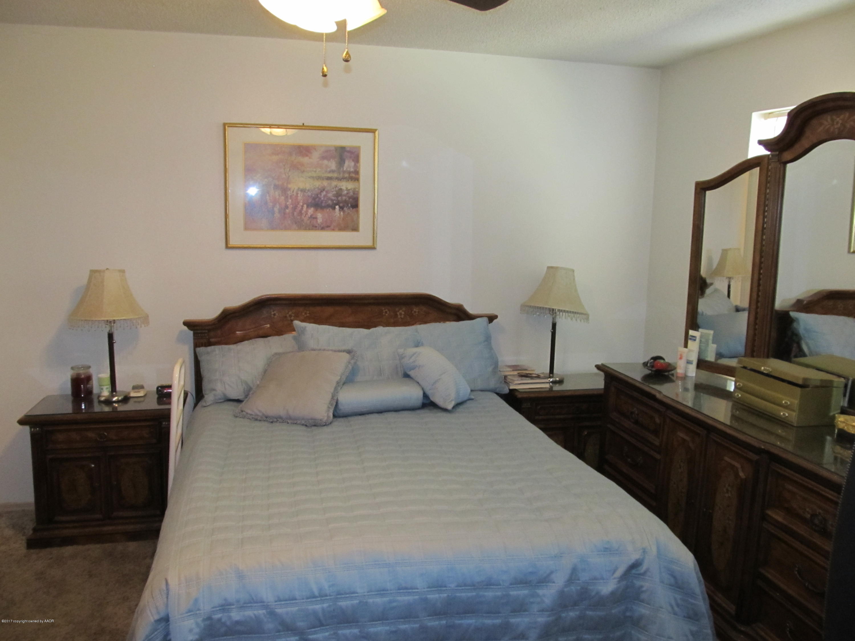 407 Kelly Place Amarillo, TX 79108 - Photo 7 of 10 IMG_5285
