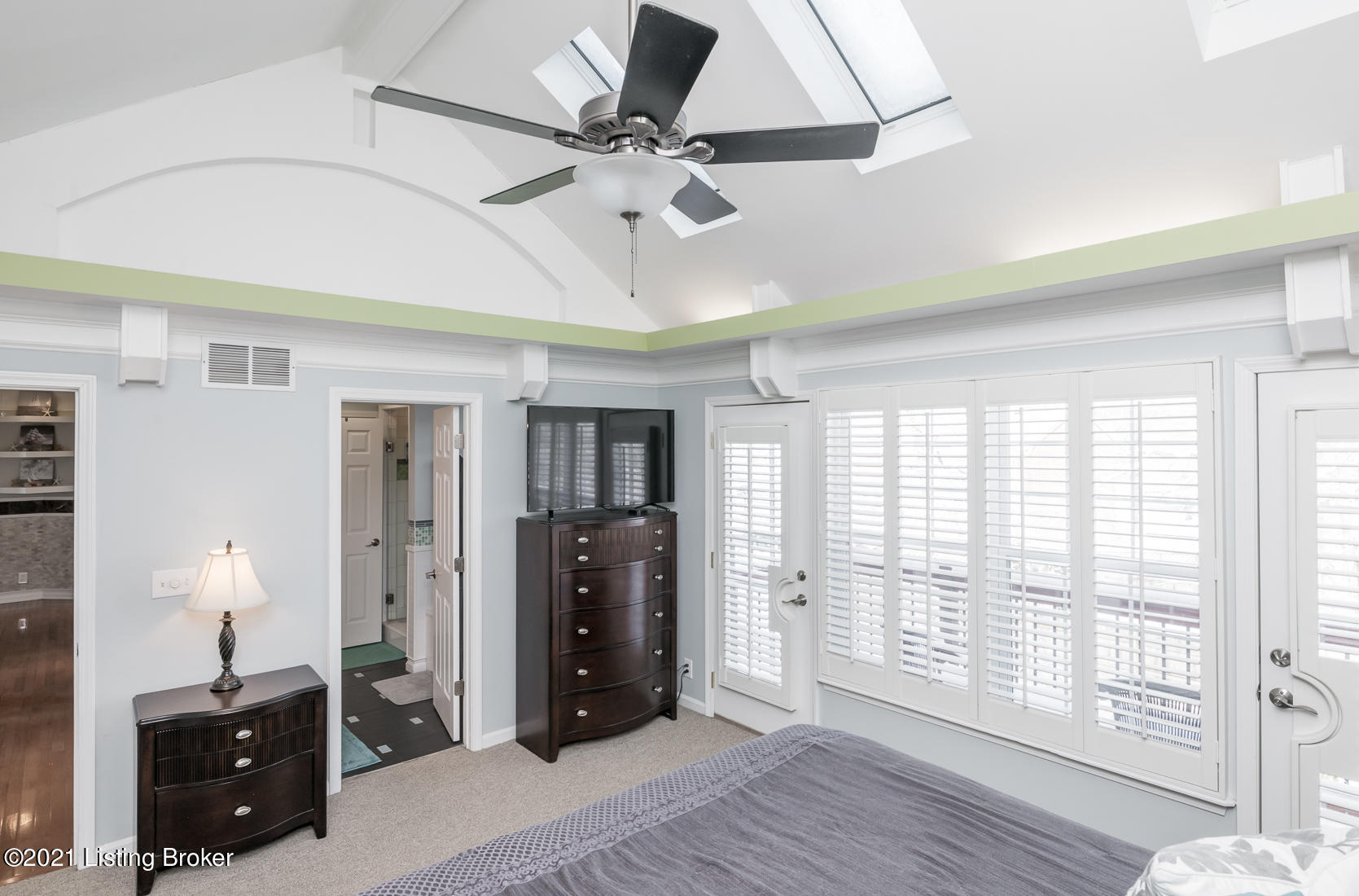 10608 Edgewater Road Louisville, KY 40223 - Photo 51 of 94 Listing-46