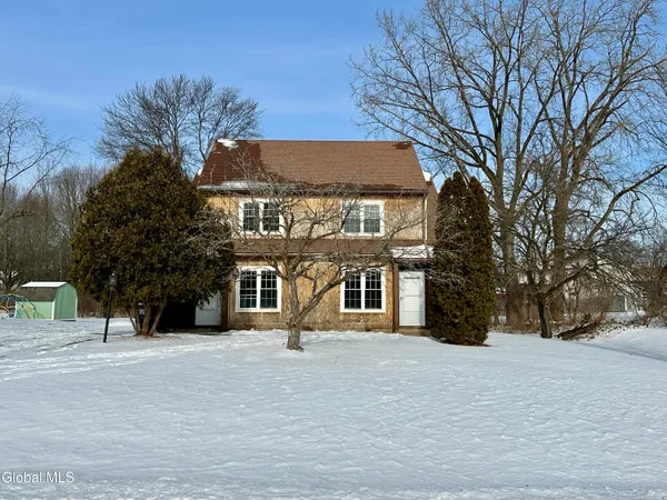 $1,750 | 31 Suncrest Drive, Unit 2, Waterford, NY 12188