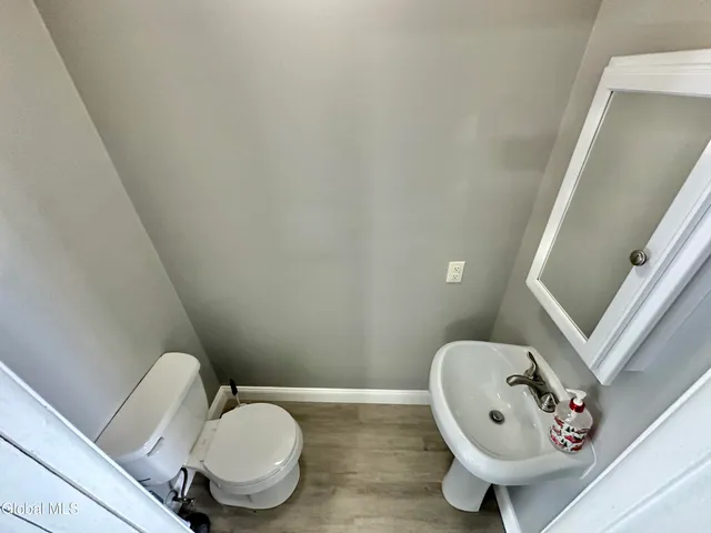 $1,750 | 31 Suncrest Drive, Unit 2, Waterford, NY 12188