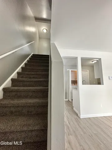 $1,750 | 31 Suncrest Drive, Unit 2, Waterford, NY 12188