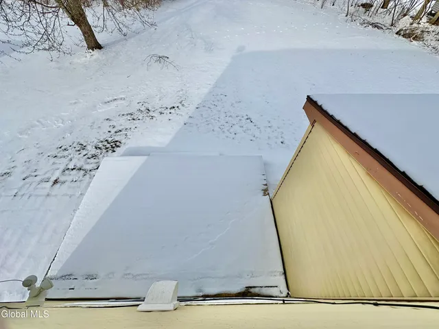 $1,750 | 31 Suncrest Drive, Unit 2, Waterford, NY 12188