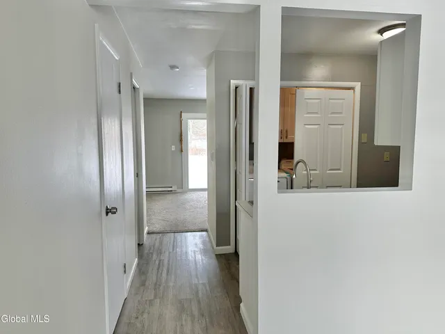 $1,750 | 31 Suncrest Drive, Unit 2, Waterford, NY 12188