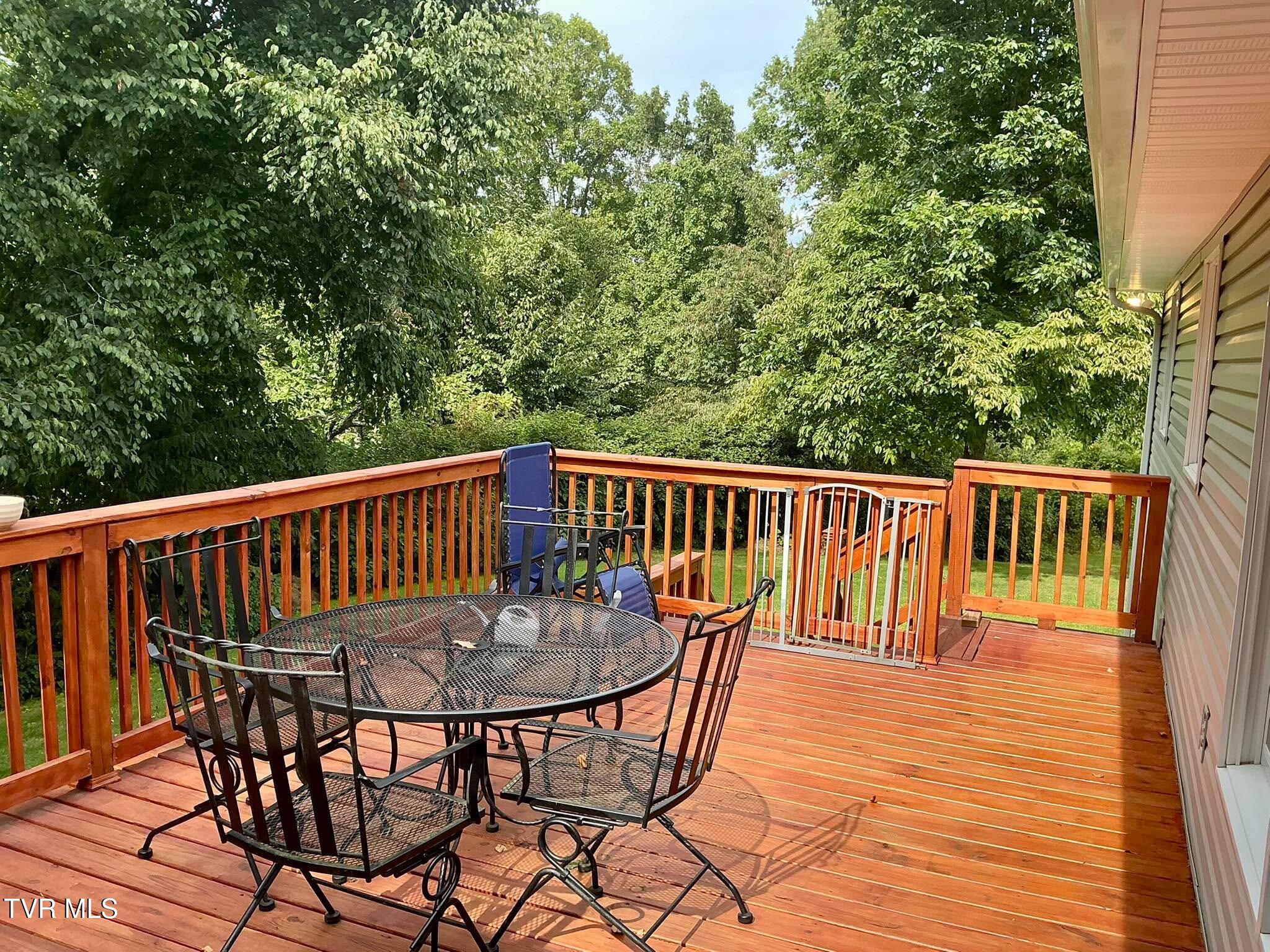 804 Nash Street Southwest Wise, VA 24293 - Photo 35 of 52 IMG_3153