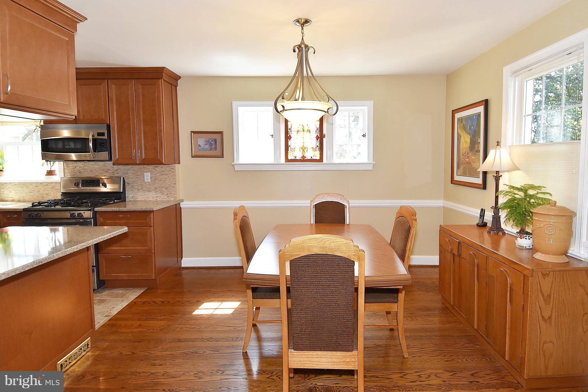 228 Shorey Road Silver Spring, MD 20901 - Photo 6 of 26 Dining Room