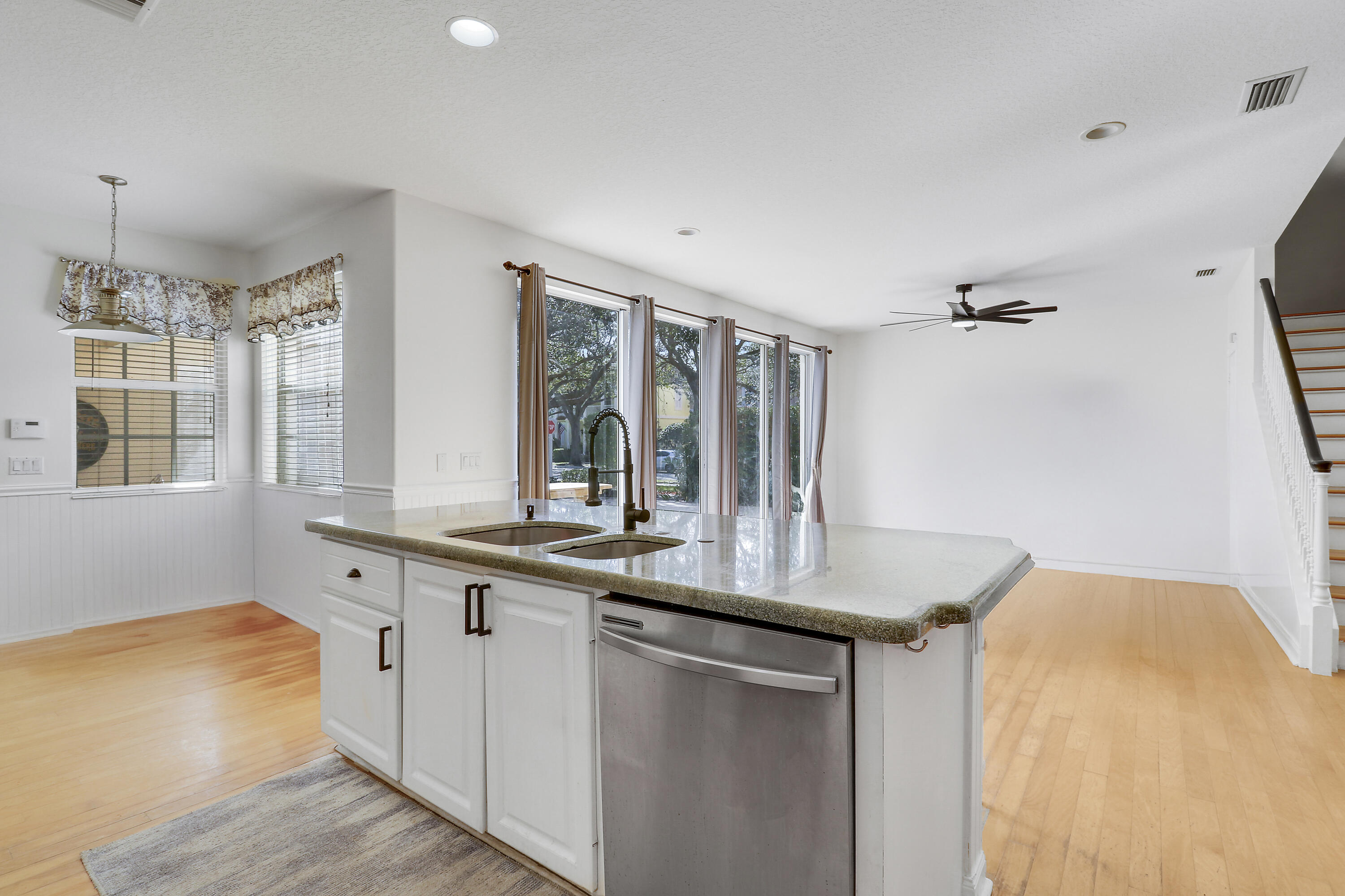 126 Peabody Drive Jupiter, FL 33458 - Photo 23 of 97 House-19