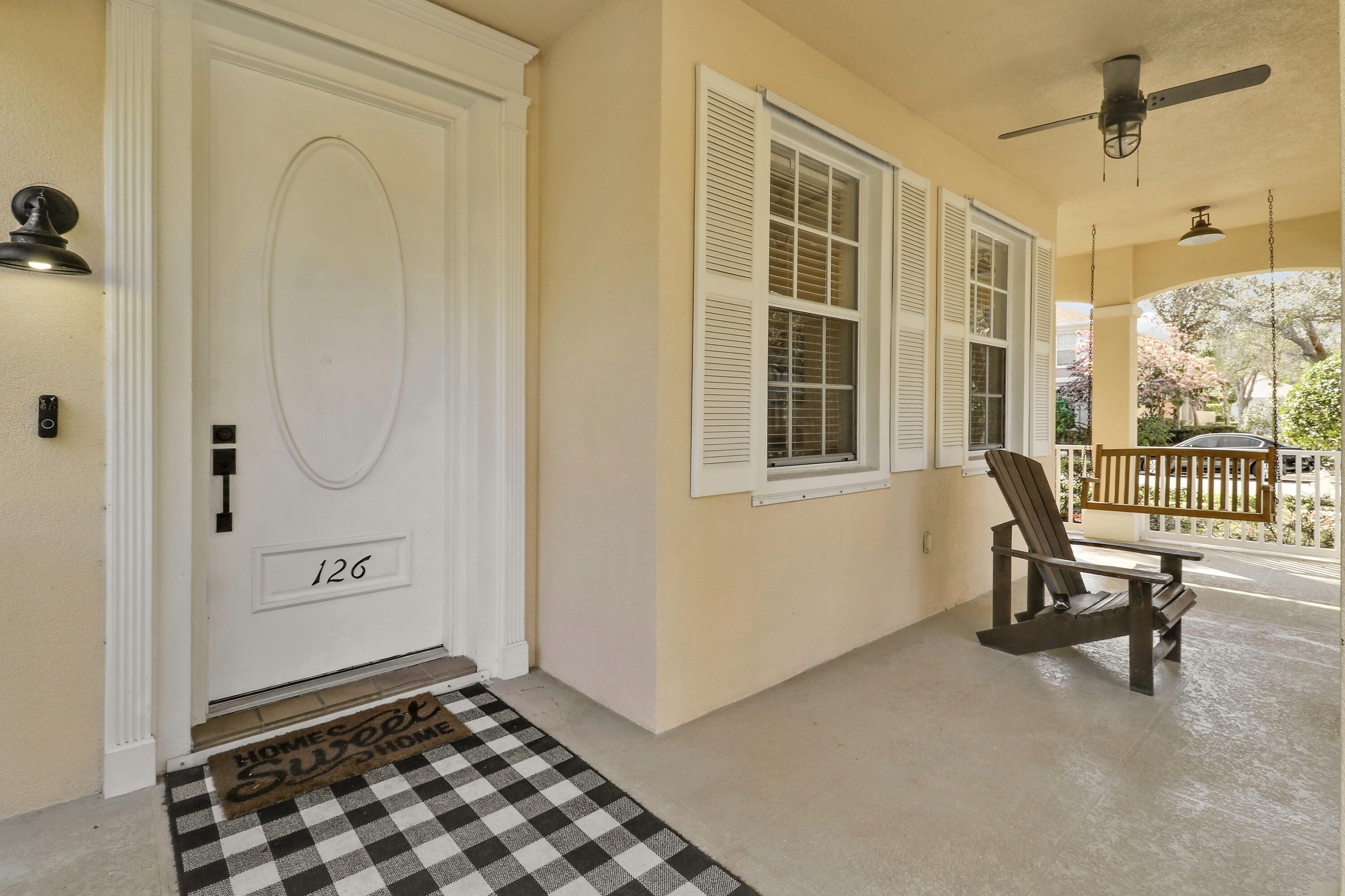 126 Peabody Drive Jupiter, FL 33458 - Photo 4 of 97 1