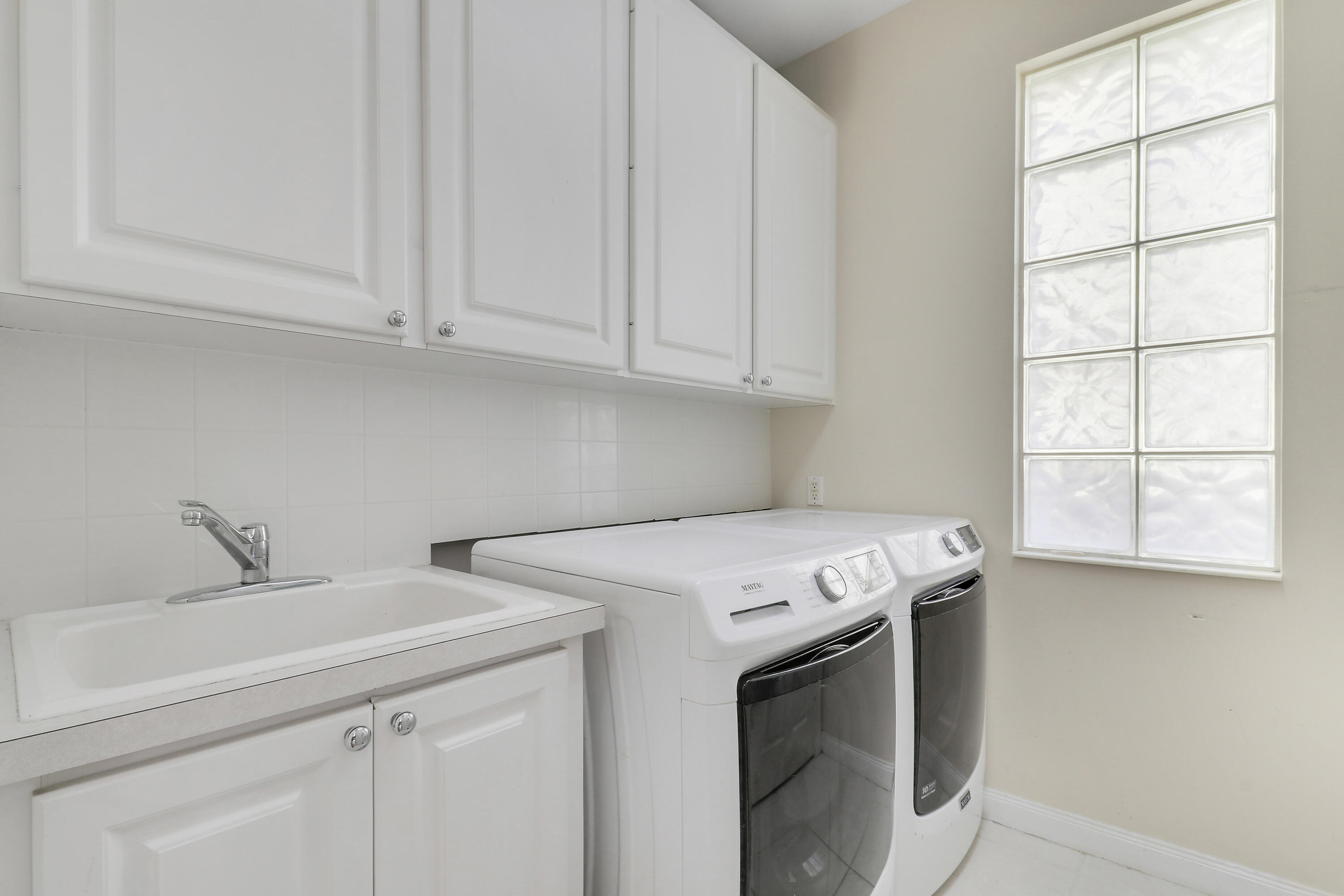 126 Peabody Drive Jupiter, FL 33458 - Photo 47 of 97 1