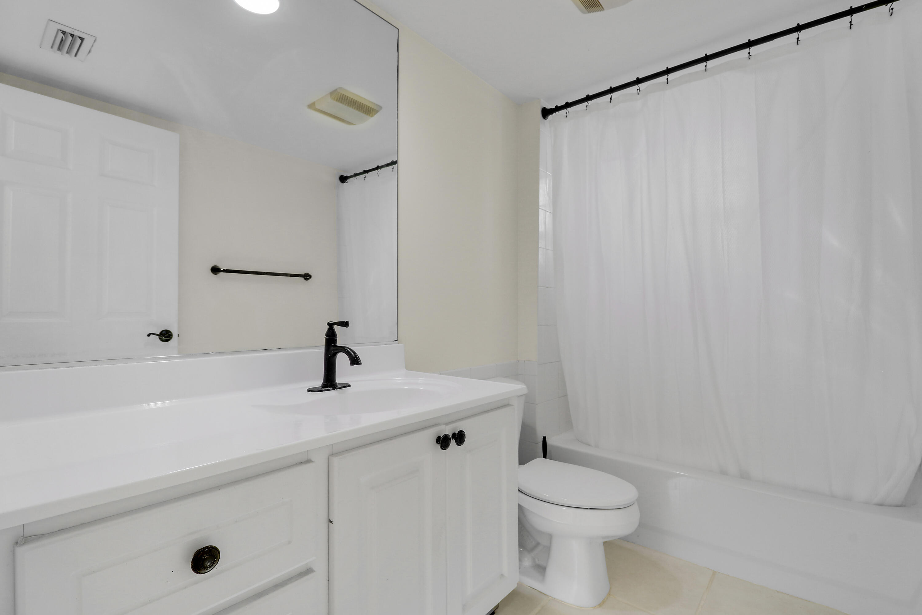 126 Peabody Drive Jupiter, FL 33458 - Photo 56 of 97 1