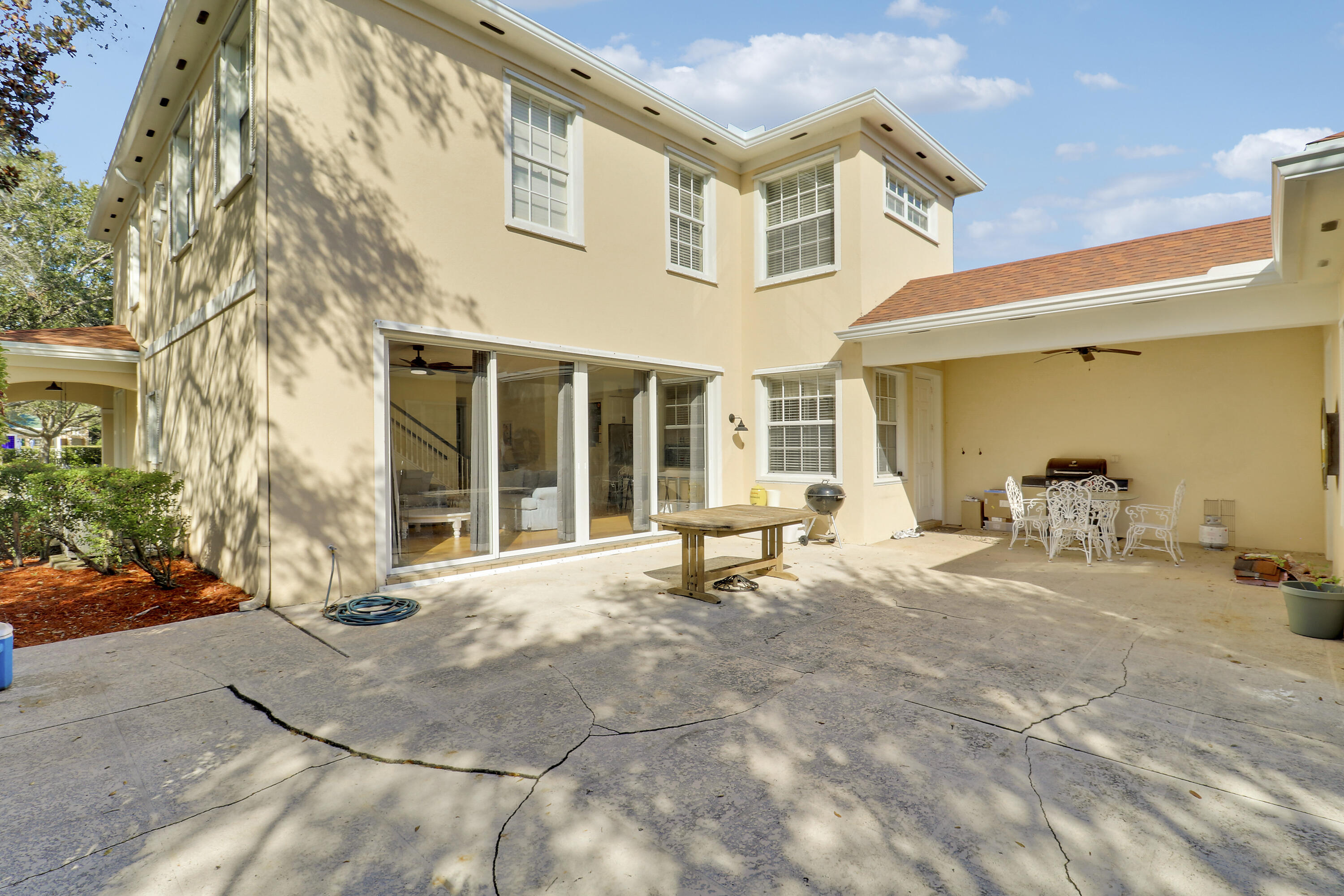 126 Peabody Drive Jupiter, FL 33458 - Photo 8 of 97 1