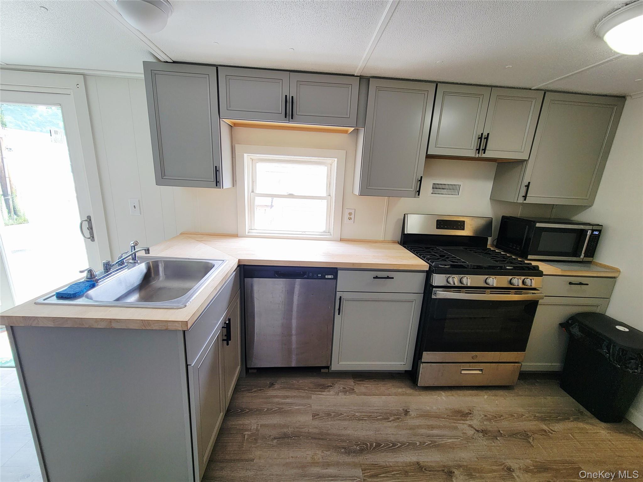 2607 Highway 17K, Unit 1 Middletown, NY 10941 - Photo 7 of 25