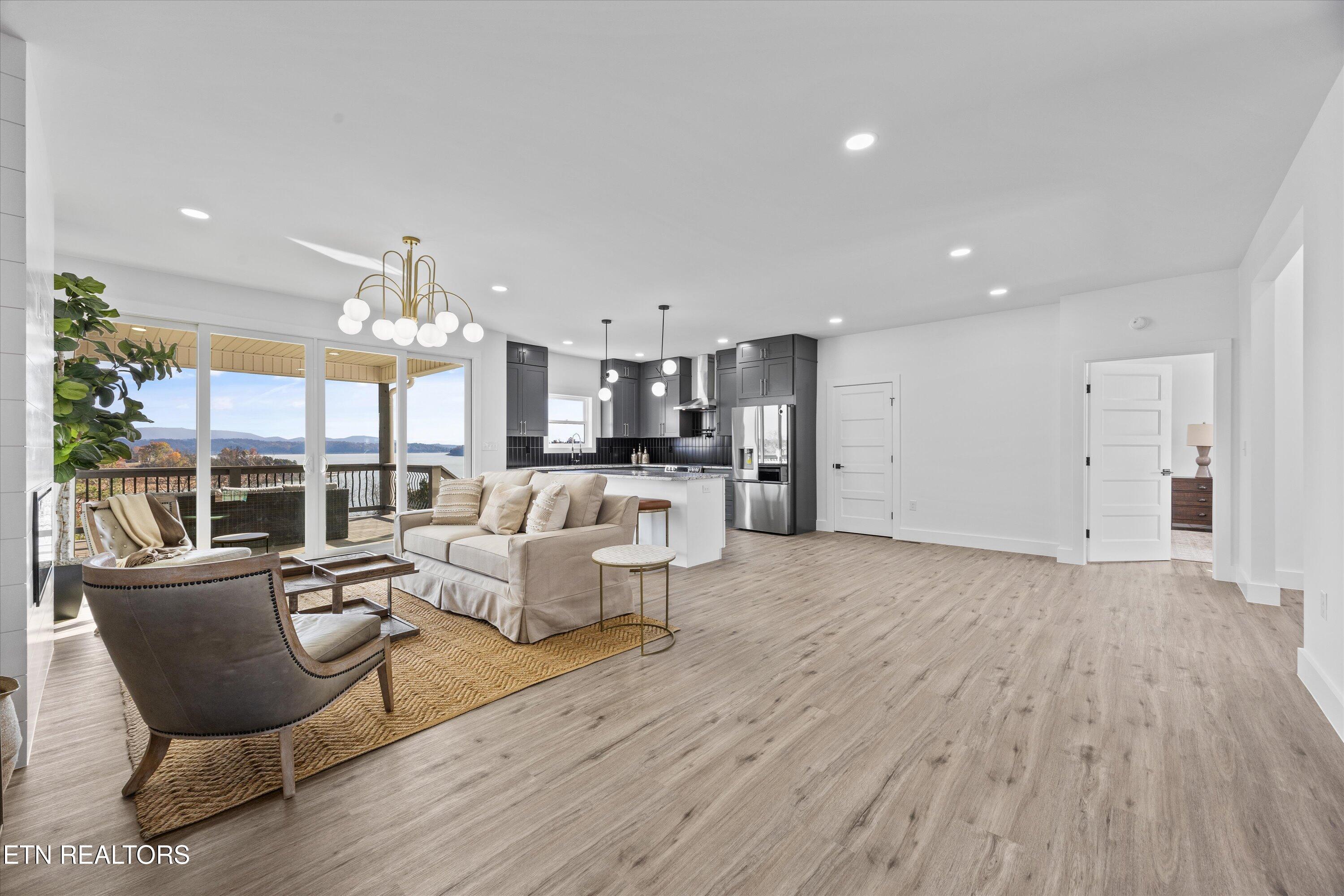 407 Hampton Way Dandridge, TN 37725 - Photo 13 of 42 12-407 Hampton Wy 08