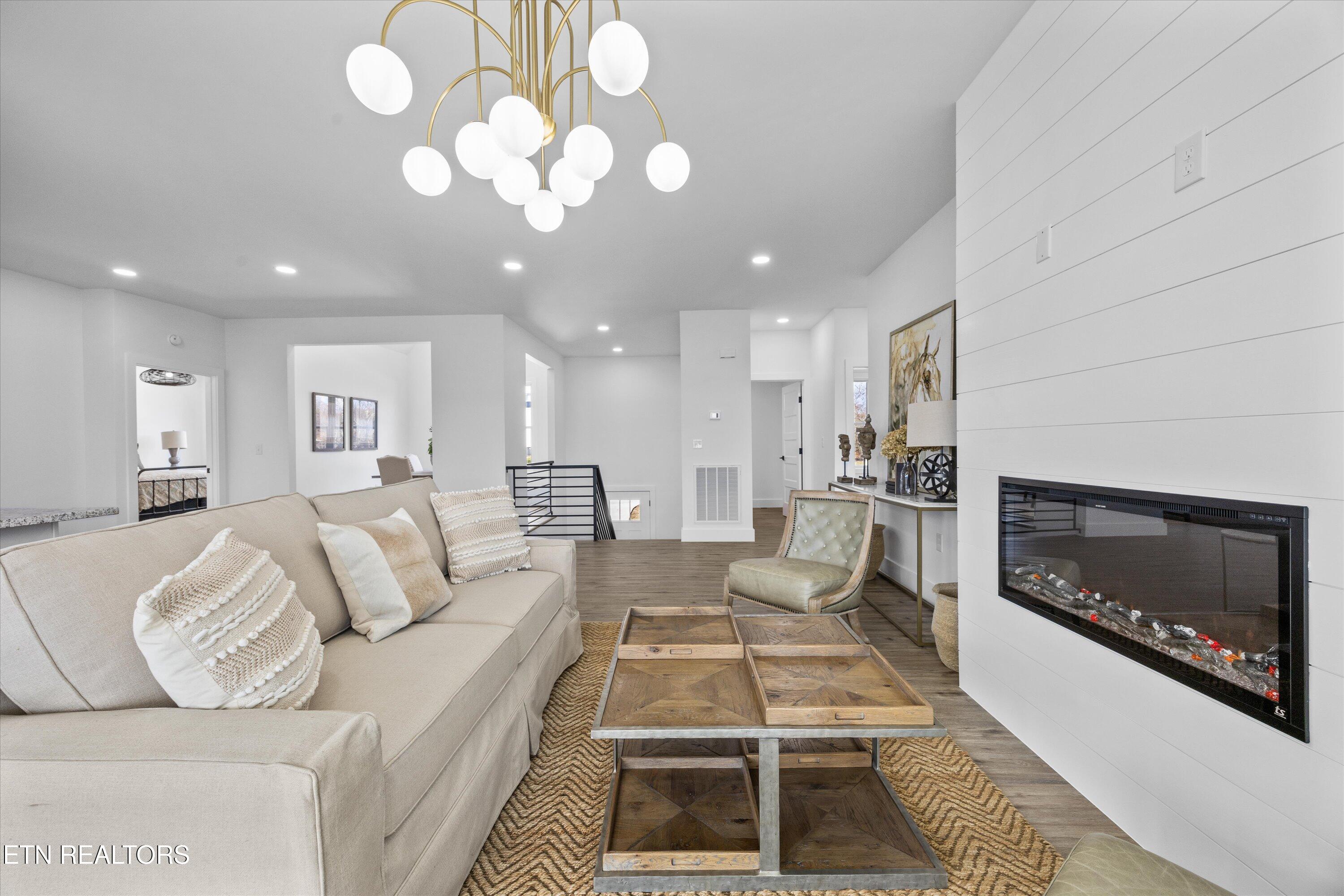 407 Hampton Way Dandridge, TN 37725 - Photo 15 of 42 14-407 Hampton Wy 10