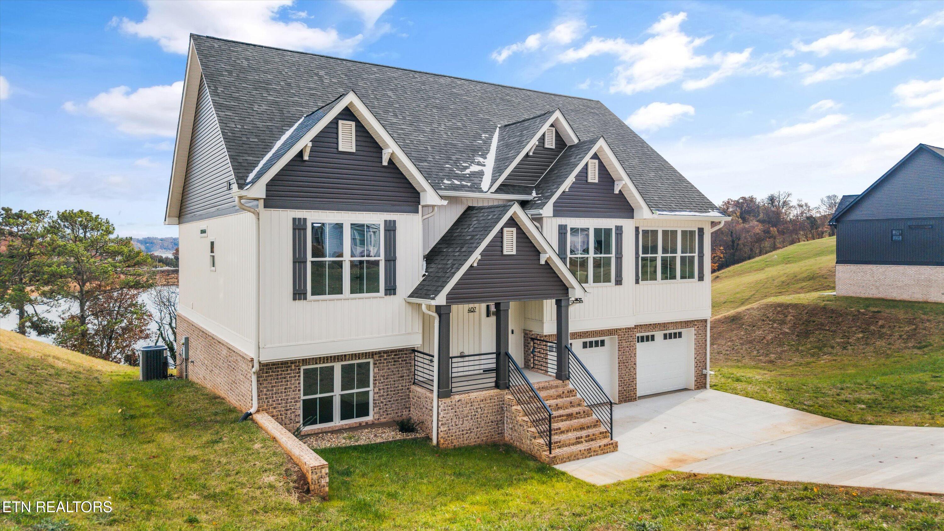 407 Hampton Way Dandridge, TN 37725 - Photo 2 of 42 02-407 Hampton Wy 41