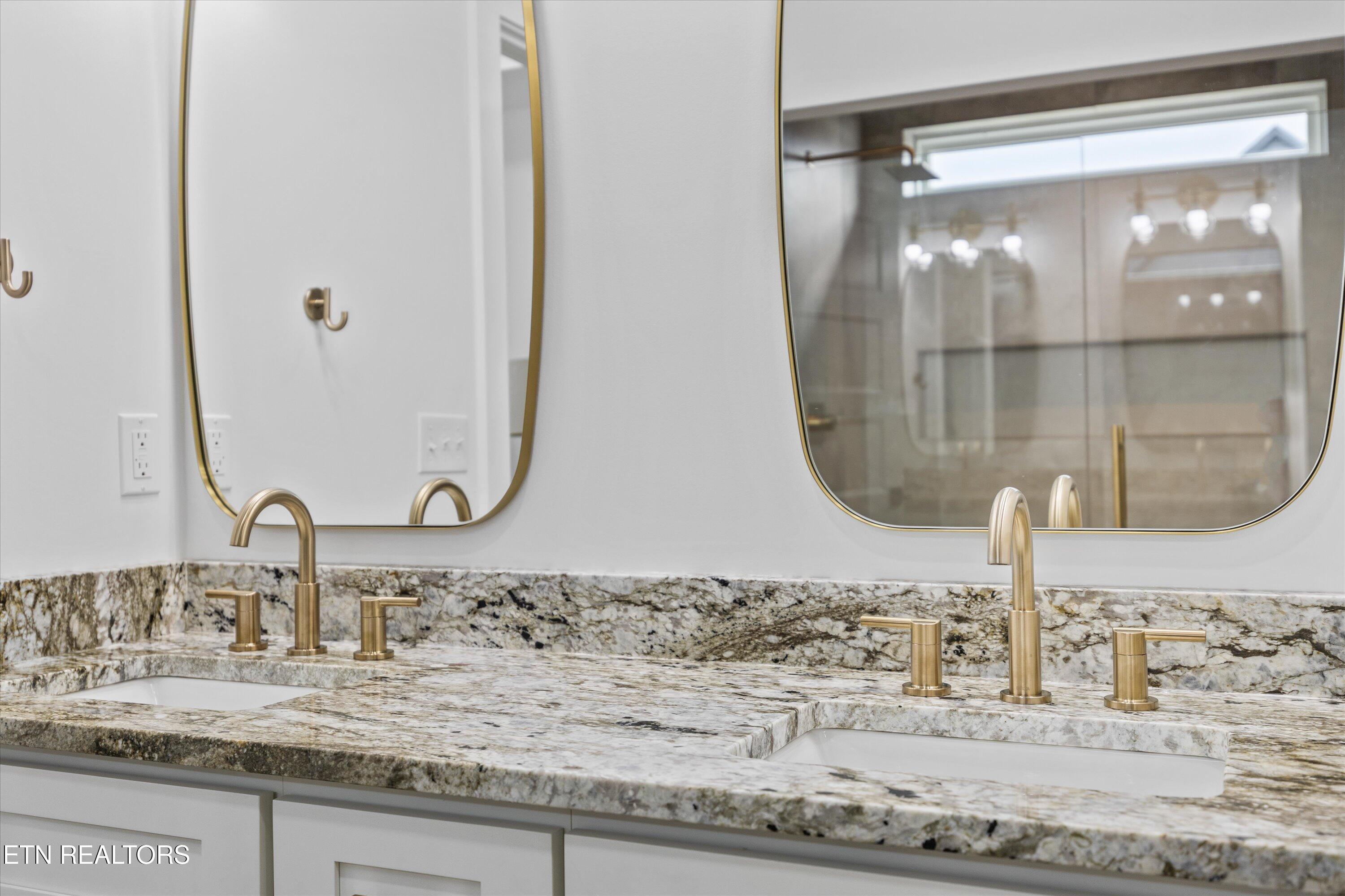 407 Hampton Way Dandridge, TN 37725 - Photo 21 of 42 20-407 Hampton Wy 16