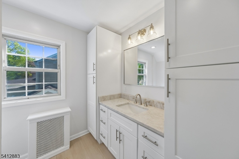 121 Meisel Avenue Springfield, NJ 07081 - Photo 13 of 23