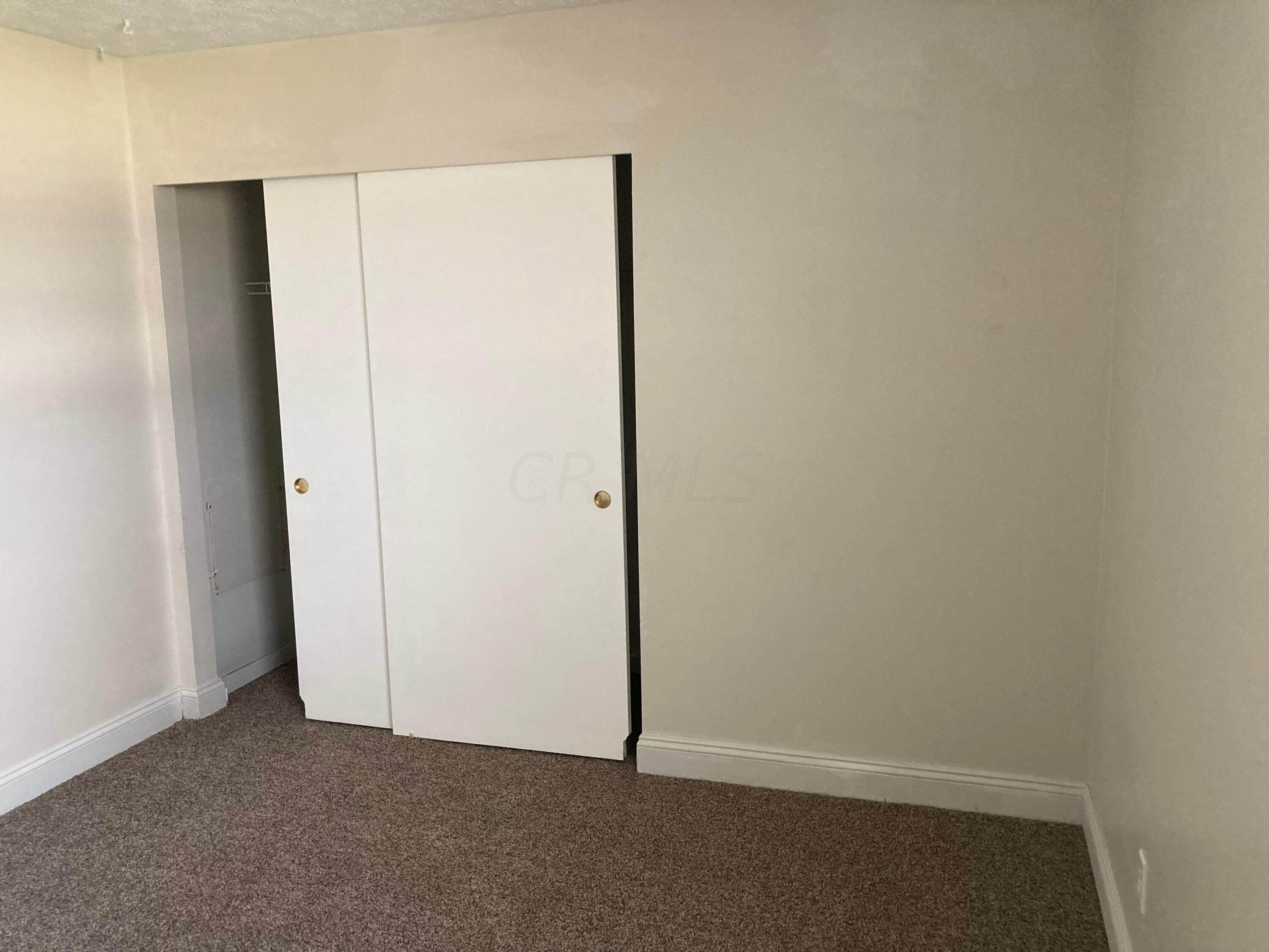 834 Linworth Road East, Unit 834 Columbus, OH 43235 - Photo 22 of 34 IMG_9763