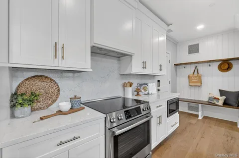 $1,300,000 | 1836 Soundview Court, Yorktown Heights, NY 10598