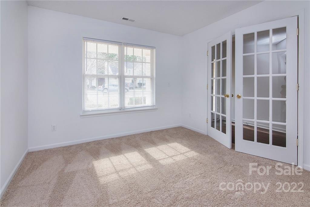 11019 Pointer Ridge Drive Charlotte, NC 28214 - Photo 9 of 21