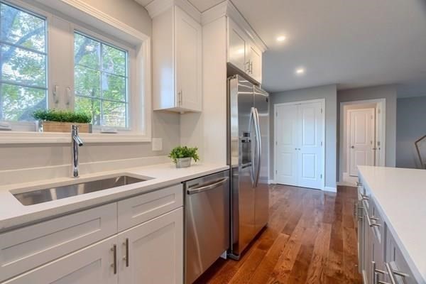 350 South Road, Unit 2 Bedford, MA 01730 - Photo 6 of 26