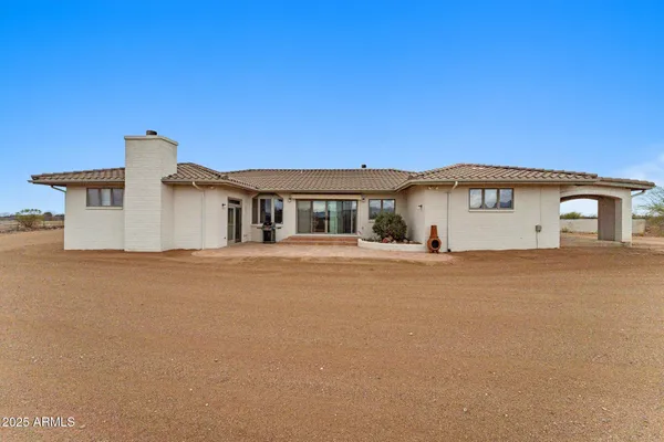 $665,000 | 35265 Highway 93, Wickenburg, AZ 85390