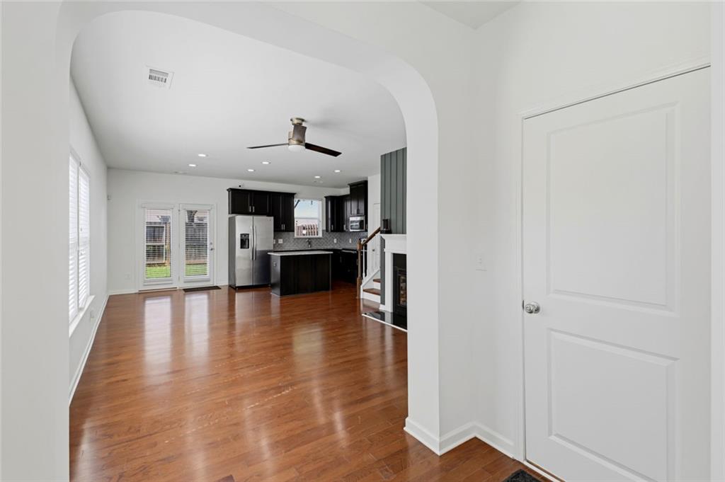 2705 Avanti Way Decatur, GA 30035 - Photo 5 of 25 Gallery Image 5