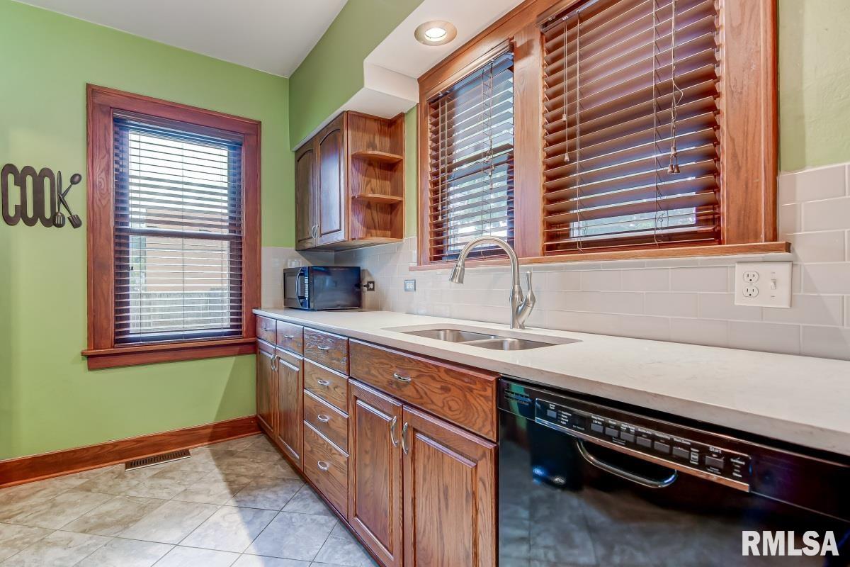 2041 South State Street Springfield, IL 62704 - Photo 10 of 29