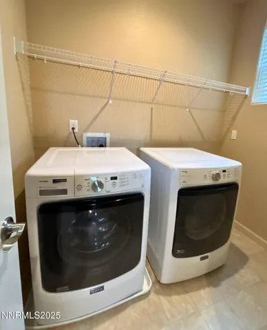 $2,300 | 6321 Peppergrass Drive, Sparks, NV 89436