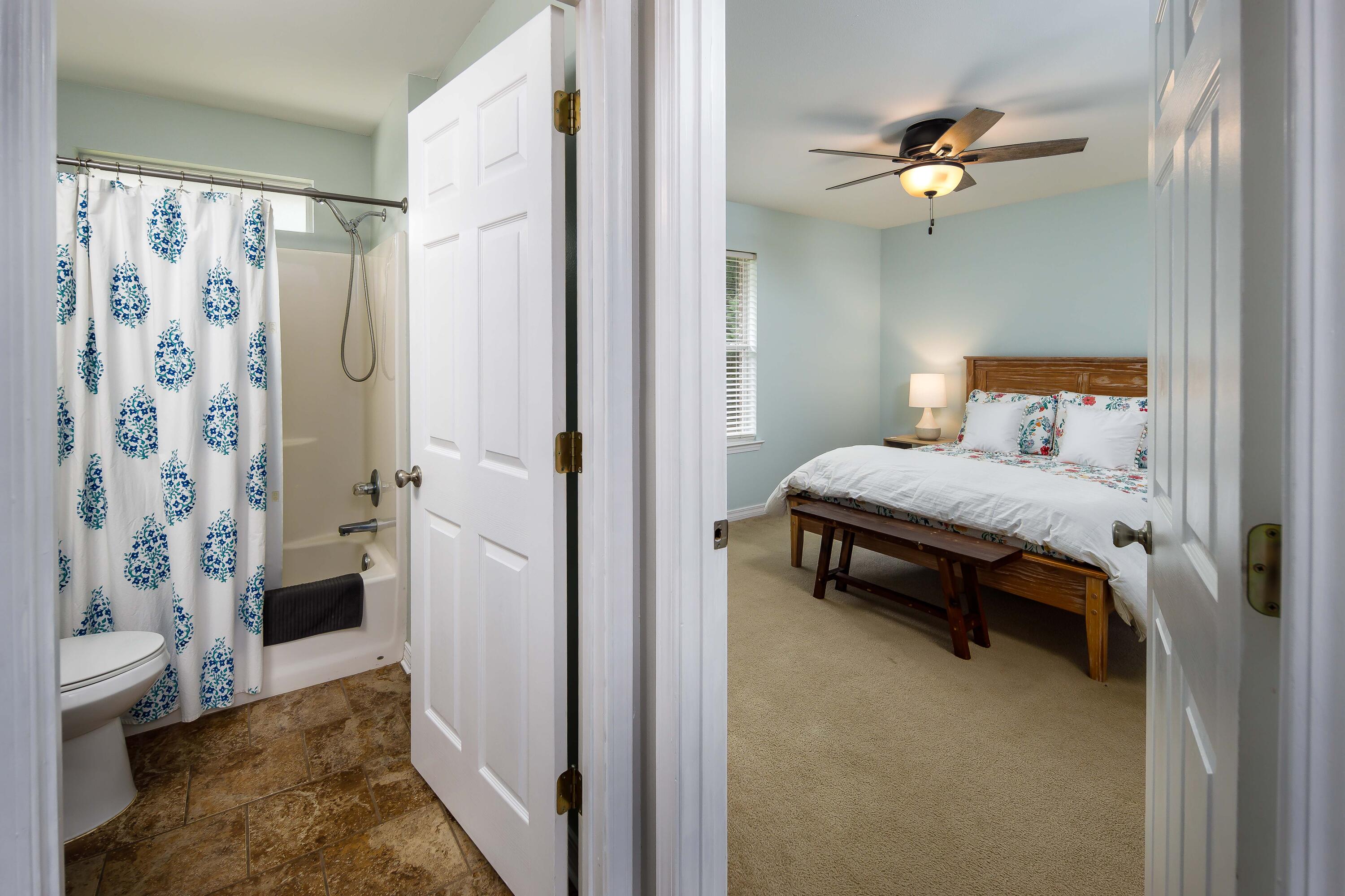 2400 Crescent Road Navarre, FL 32566 - Photo 23 of 50 2400 Crescent Rd_GSmith_2026_03_31_265-E