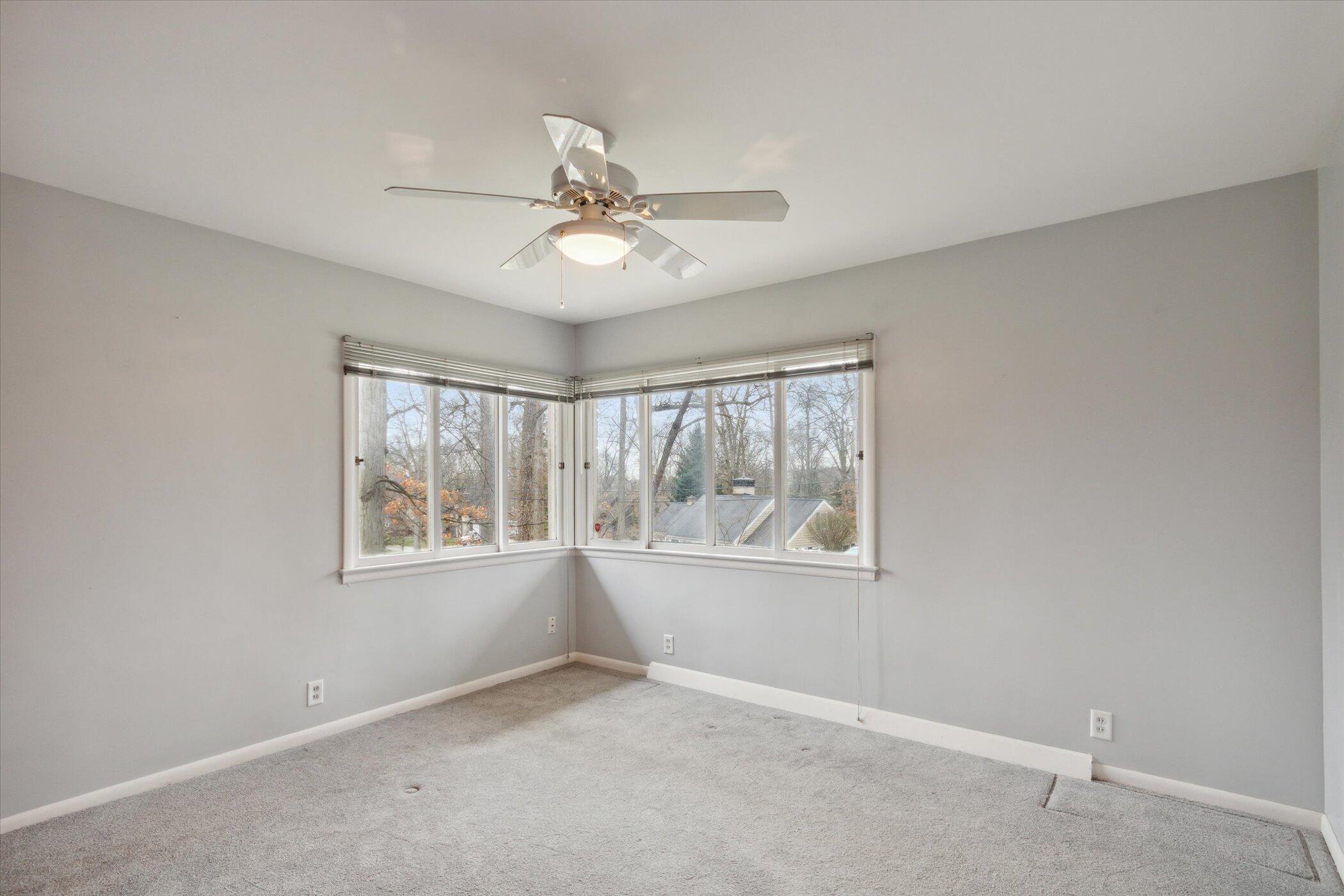 2102 Dale Road Jackson, MI 49203 - Photo 20 of 43 16-2102-Dale-Rd-WindowStill-06