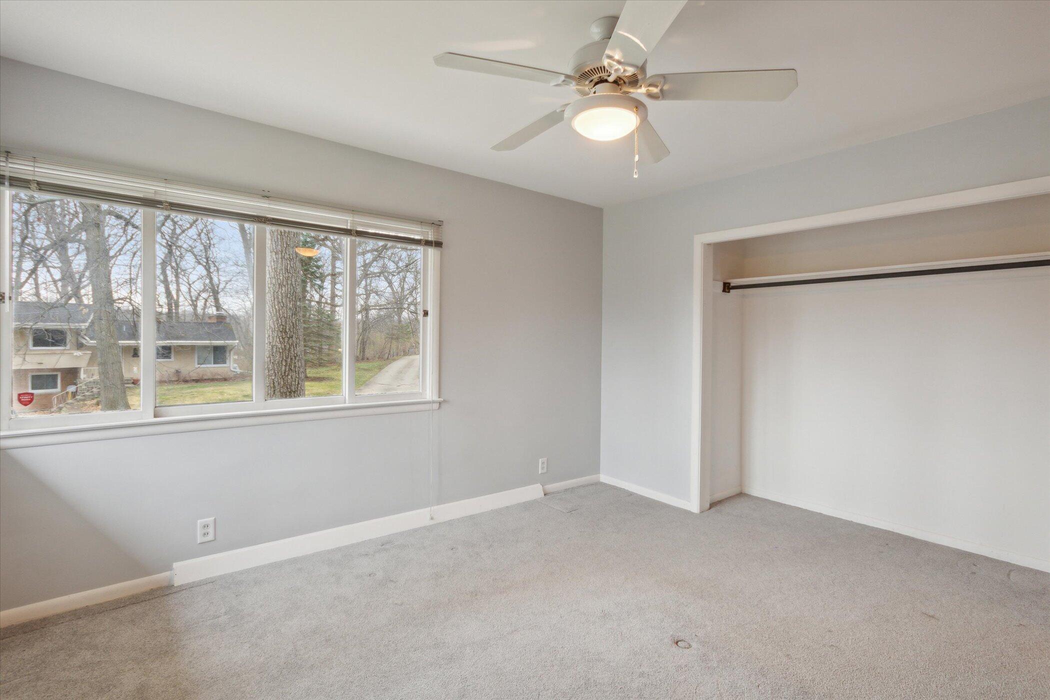 2102 Dale Road Jackson, MI 49203 - Photo 23 of 43 19-2102-Dale-Rd-WindowStill-09