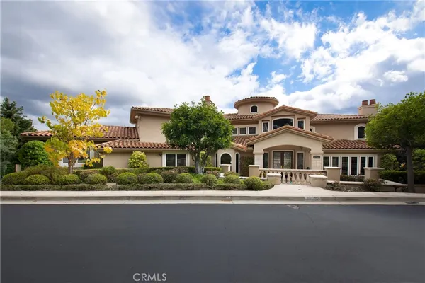 $8,600,000 | 10472 Villa Del Cerro, Santa Ana, CA 92705