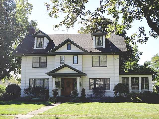 1009 West Center Street Ridgeway, NY 14103 - Photo 1 of 1 Exterior Front