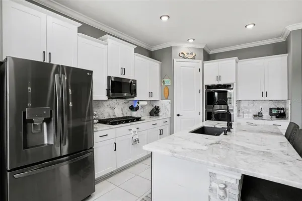 $675,000 | 9422 Channing Hill Drive, Ruskin, FL 33573