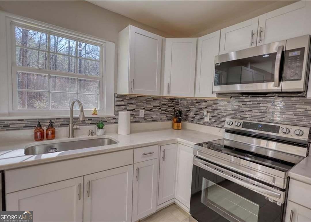 115 Holly Brook Road Southwest Atlanta, GA 30349 - Photo 5 of 16