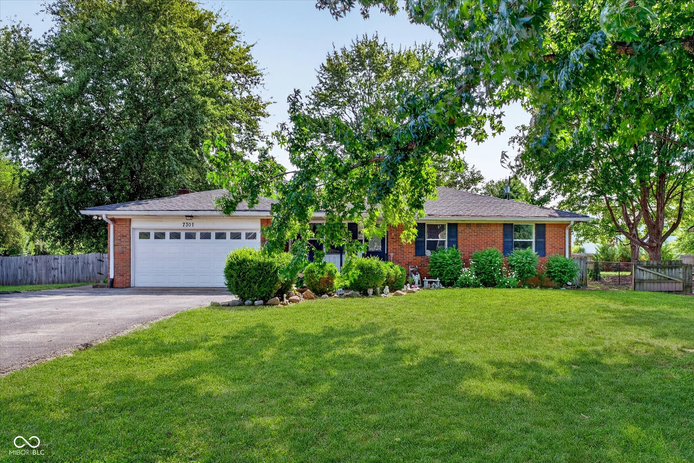 7301 South Franklin Road Indianapolis, IN 46259 - Photo 1 of 33 Gallery Image 1