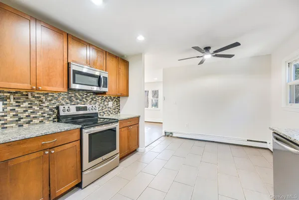 $499,000 | 15 Whiteford Drive, Pleasant Valley, NY 12569