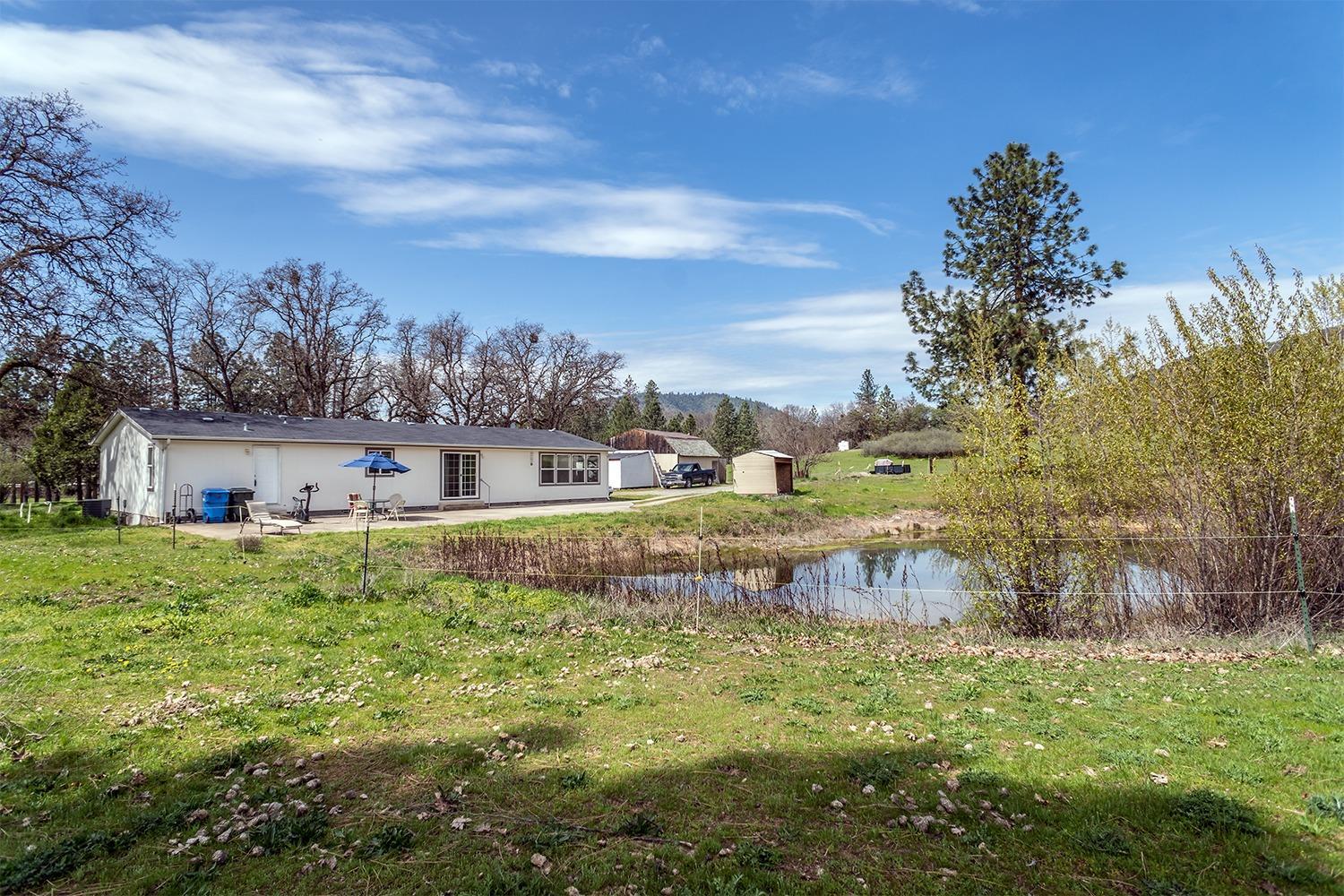 11330 Blackwell Road Central Point, OR 97502 - Photo 3 of 27 Additional Photo