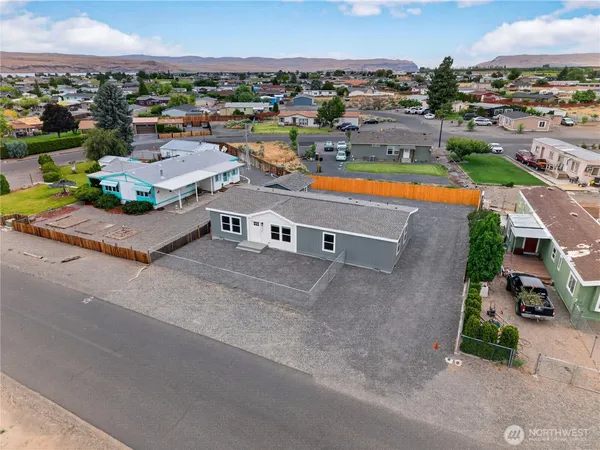 $395,000 | 412 Thunderbird Way West, Mattawa, WA 99349