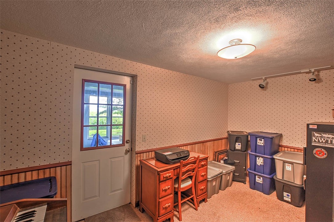 2502 East 1800 North Road Moweaqua, IL 62550 - Photo 17 of 33