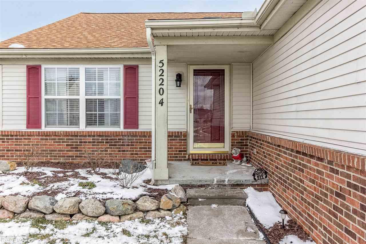 52204 Rivard Road New Baltimore, MI 48047 - Photo 2 of 22